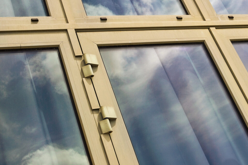 Ventanas y puertas de PVC - Carpintería de exterior en Sentmenat​